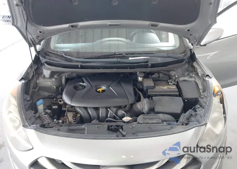 2013 Hyundai Elantra Gt z USA, uszkodzony, nr VIN KMHD35LE9DU075982